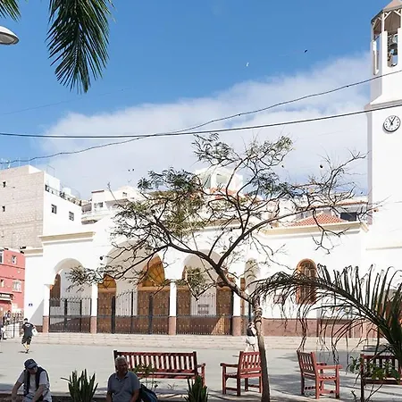 Apartamento Cristianos 2 *