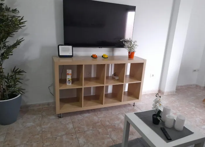 Apartamento Cristianos 2 *